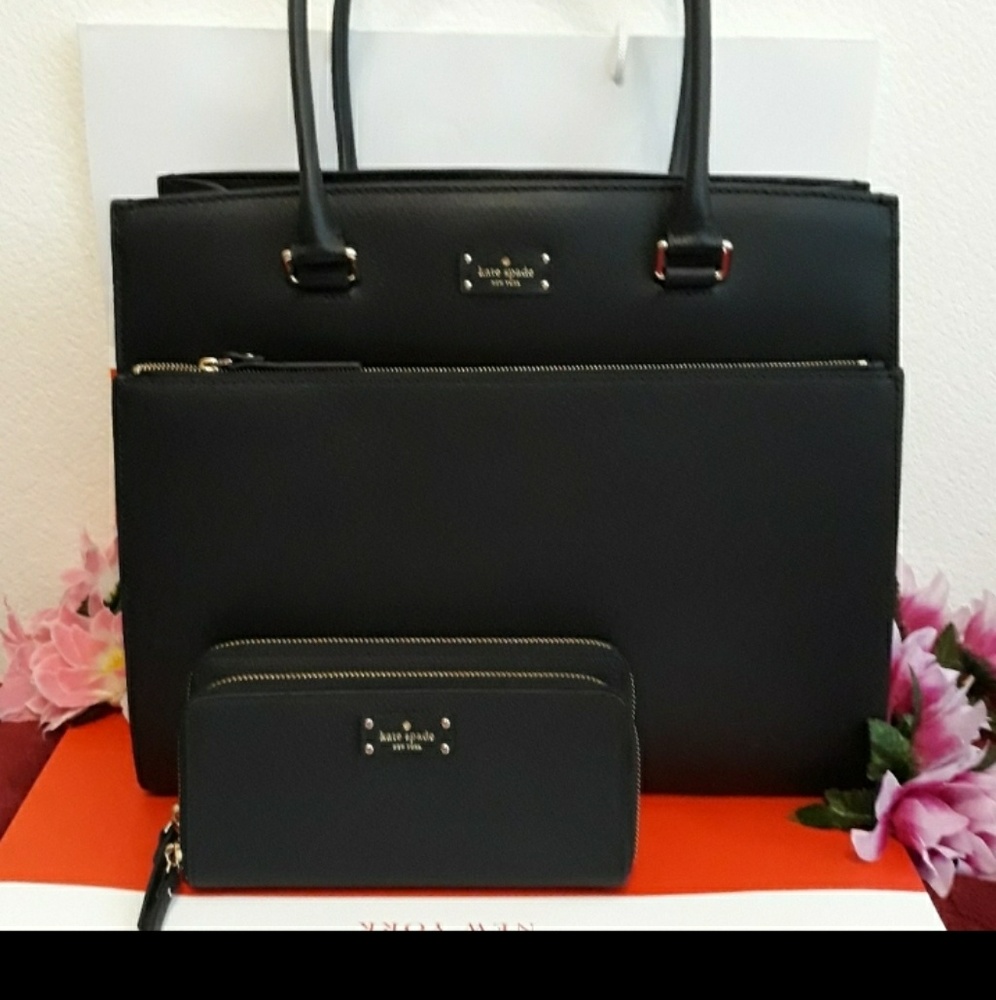 Kate Spade tote shoppers bag w/ wallet set